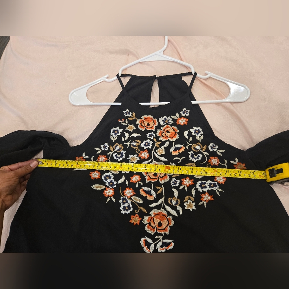 Multicolored Embellished Cut Out Long Sleeve Blouse - Picture 5 of 5